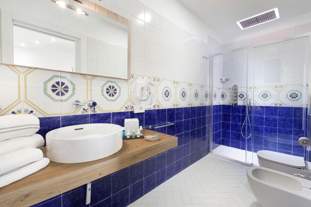 Yourhome - Lidia Rooms & Suites Sorrent Exterior foto