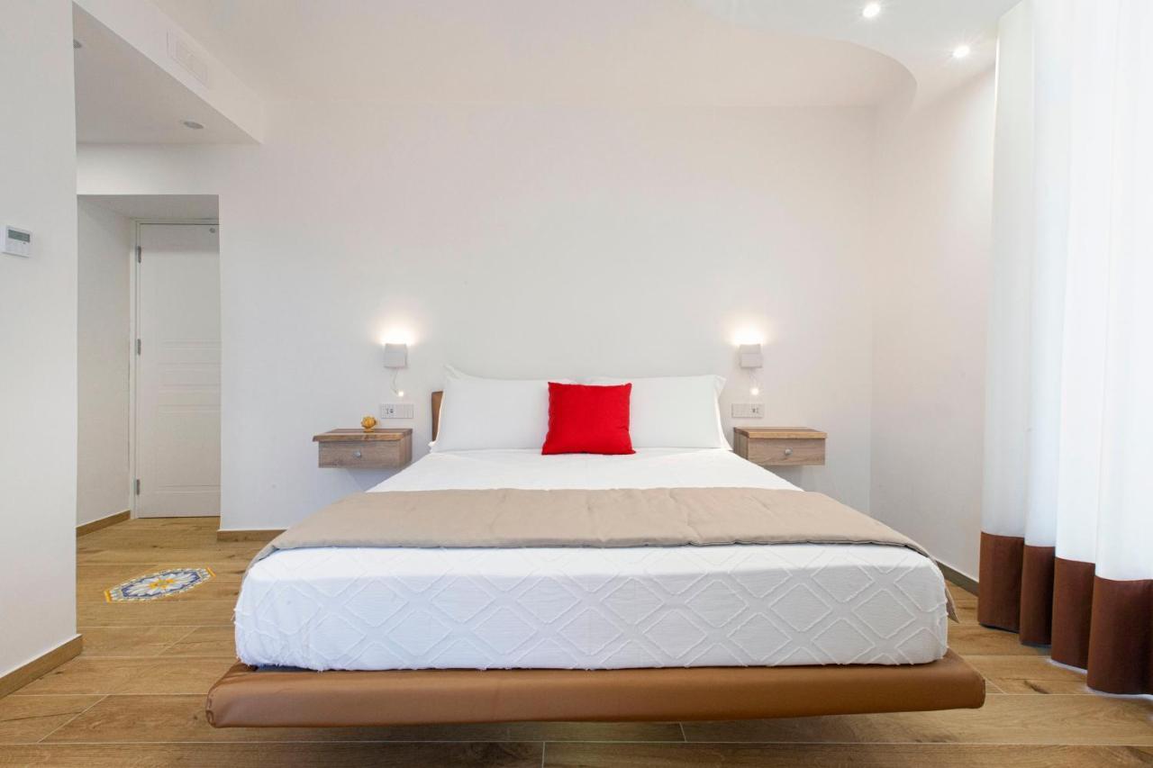 Yourhome - Lidia Rooms & Suites Sorrent Exterior foto