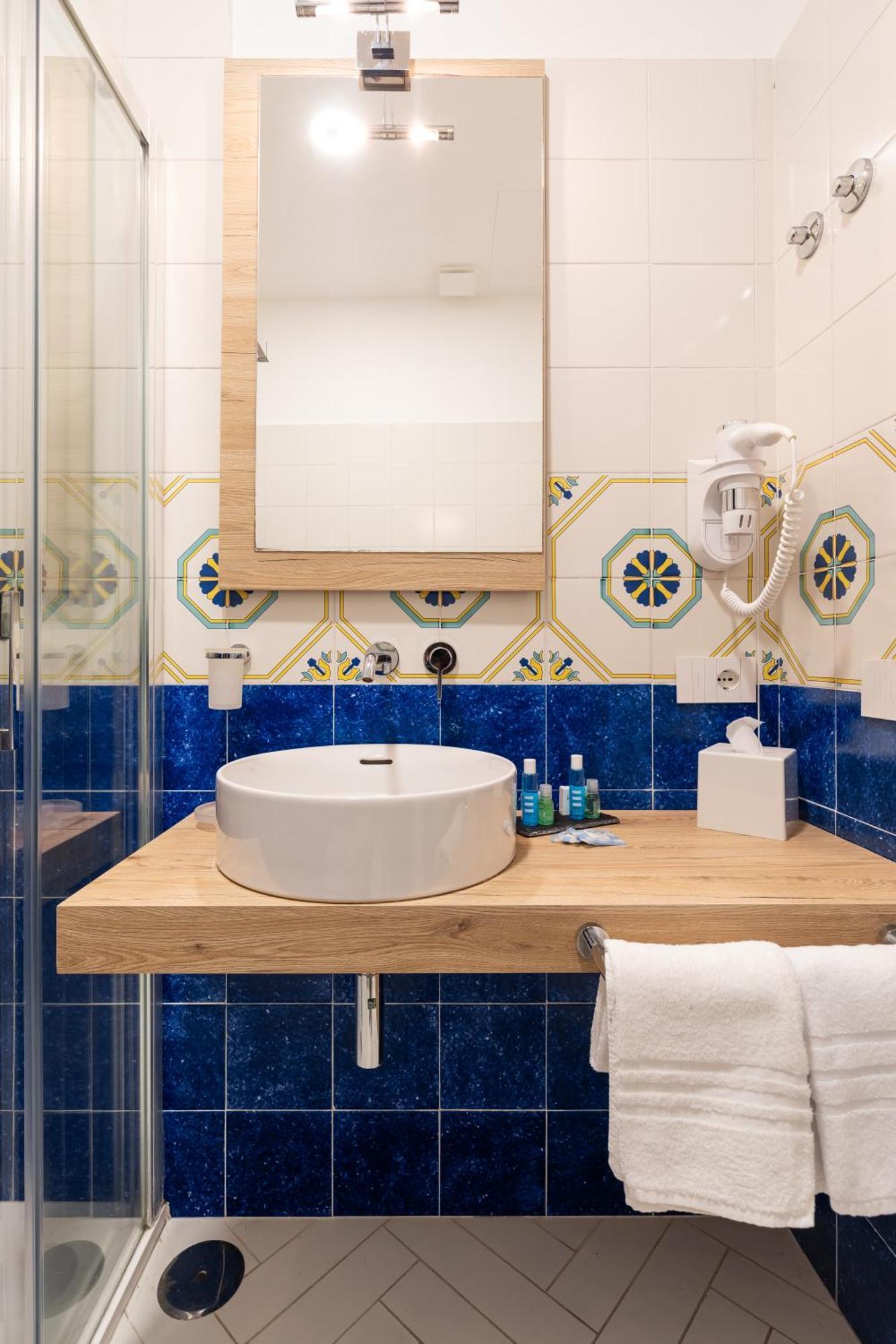 Yourhome - Lidia Rooms & Suites Sorrent Exterior foto